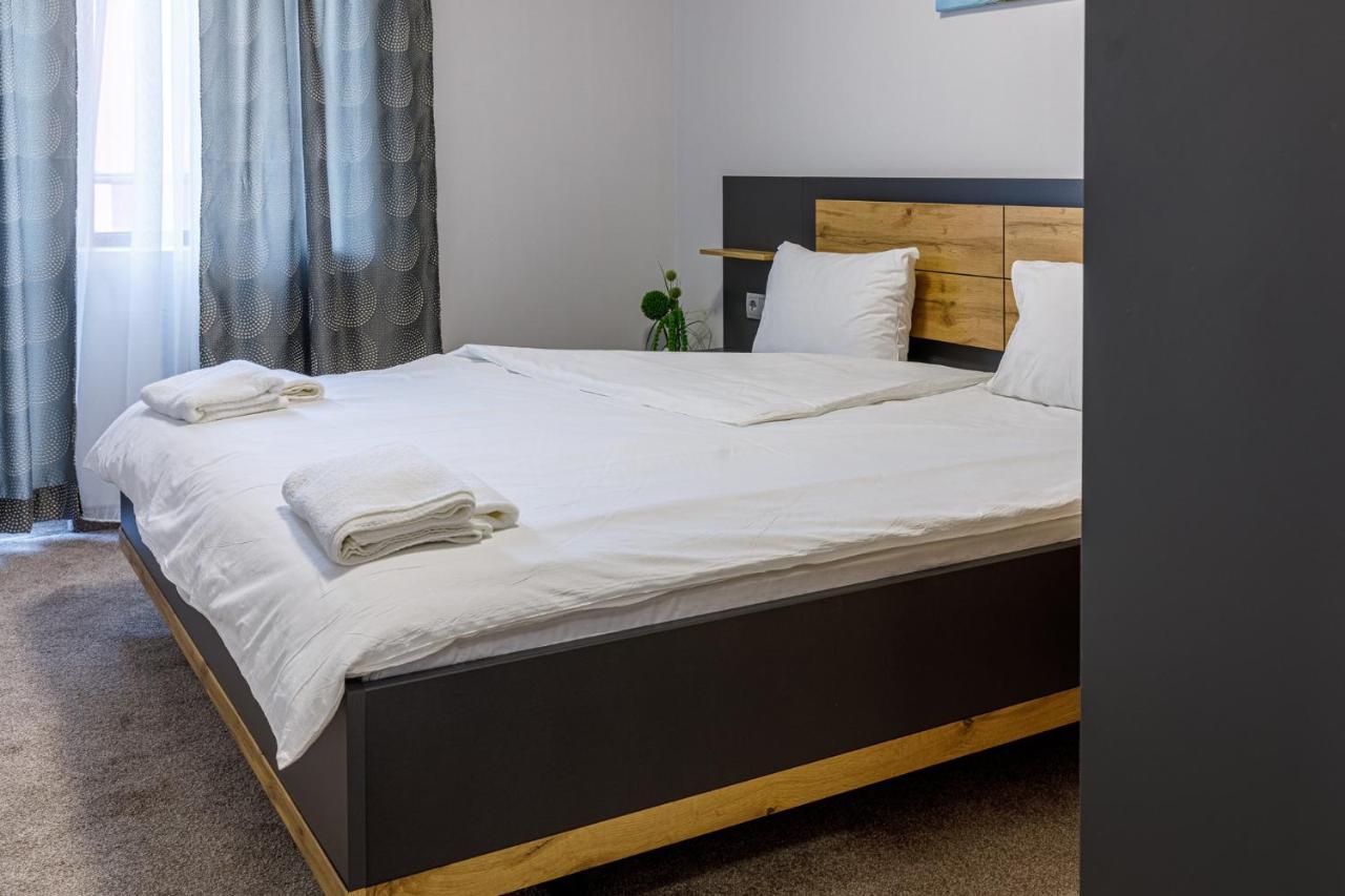 Баня Аква Ризорт Apartment Bagian luar foto