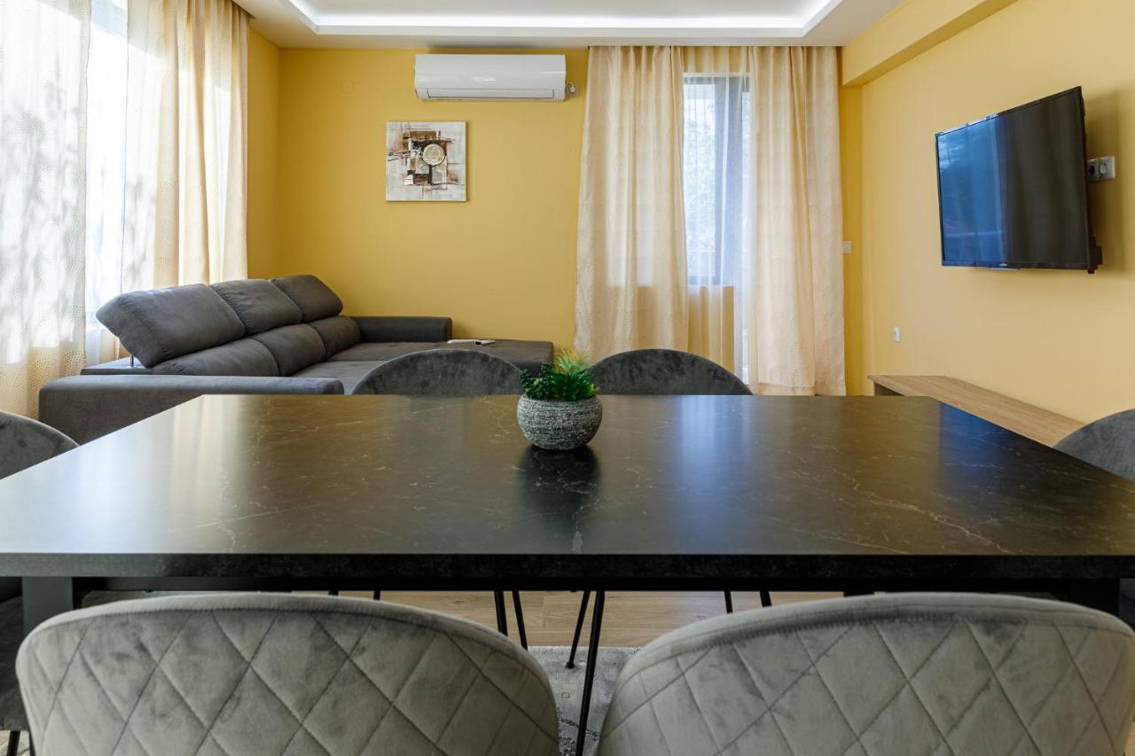 Баня Аква Ризорт Apartment Bagian luar foto