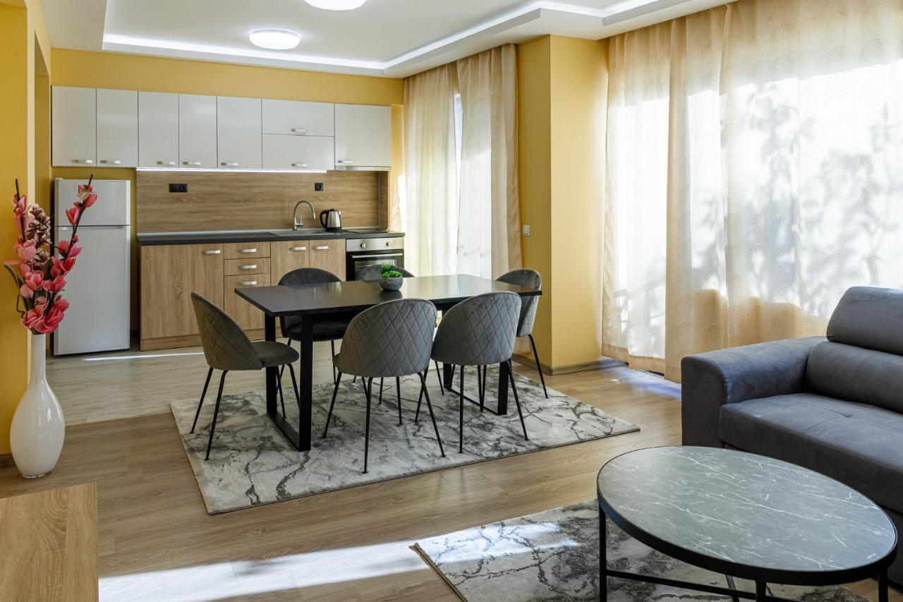 Баня Аква Ризорт Apartment Bagian luar foto