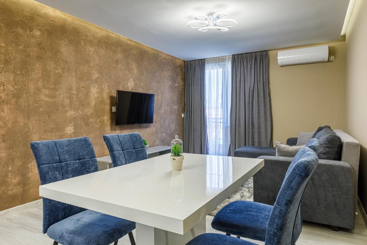 Баня Аква Ризорт Apartment Bagian luar foto