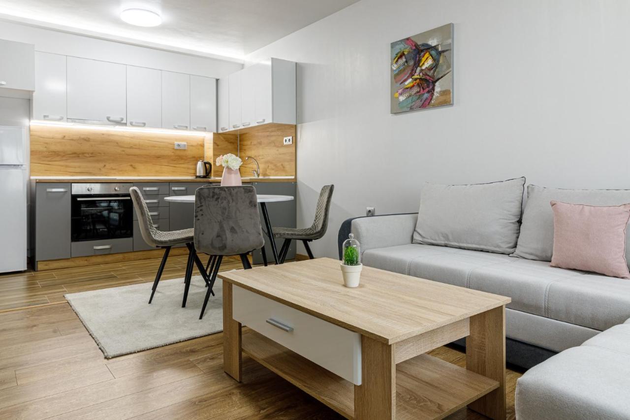 Баня Аква Ризорт Apartment Bagian luar foto