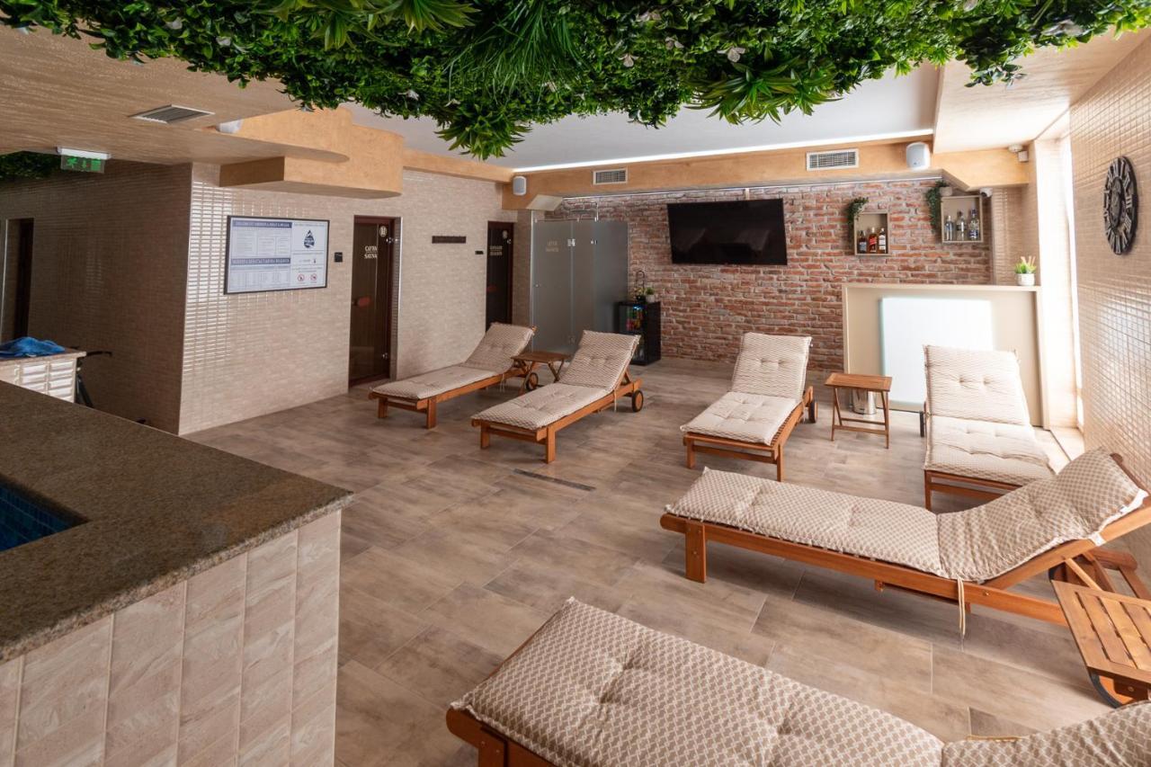 Баня Аква Ризорт Apartment Bagian luar foto
