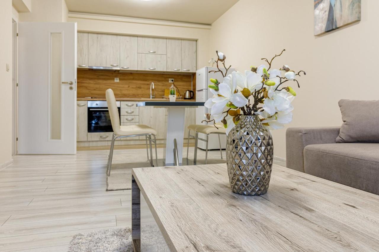 Баня Аква Ризорт Apartment Bagian luar foto