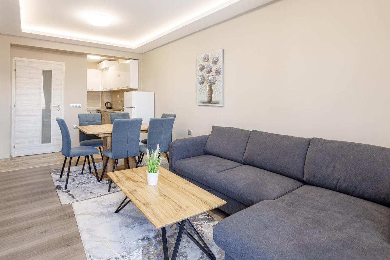 Баня Аква Ризорт Apartment Bagian luar foto